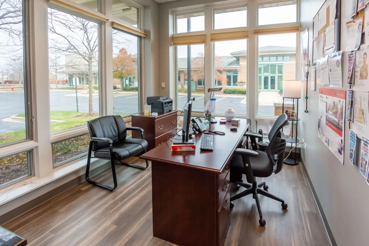 Symetria - Naperville Outpatient Rehab & Suboxone Clinic - Photo 4