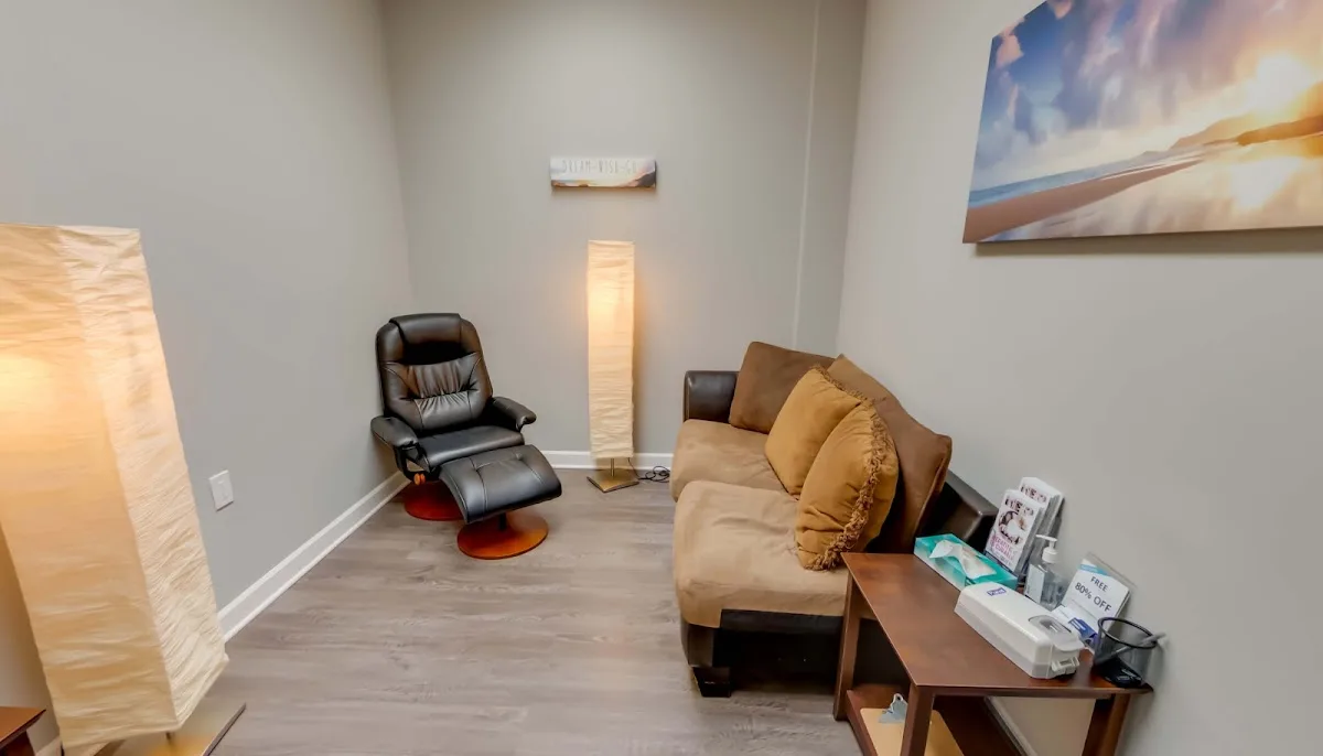 Symetria - Palos Heights Outpatient Rehab & Suboxone Clinic - Photo 3