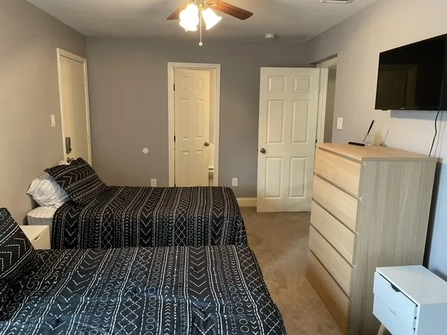 Real Deal Sober Living Homes: Farme - Photo 2