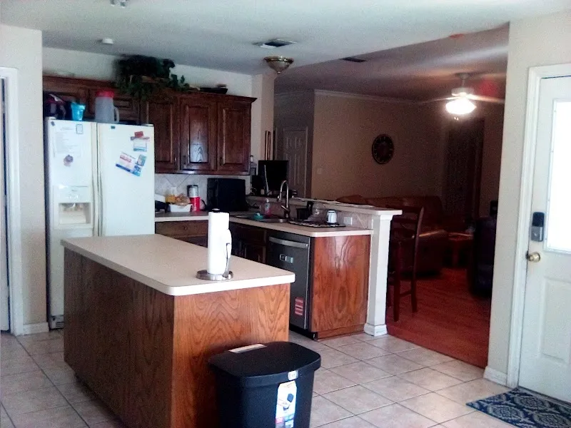 Oxford House Fielder - Photo 1