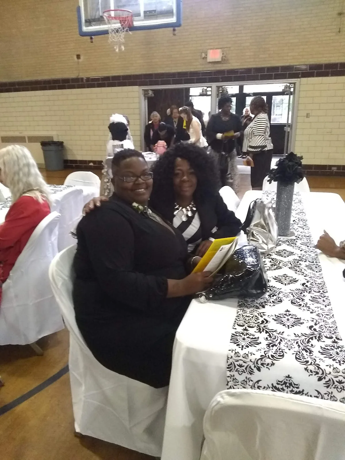 SisterHouse - Photo 5