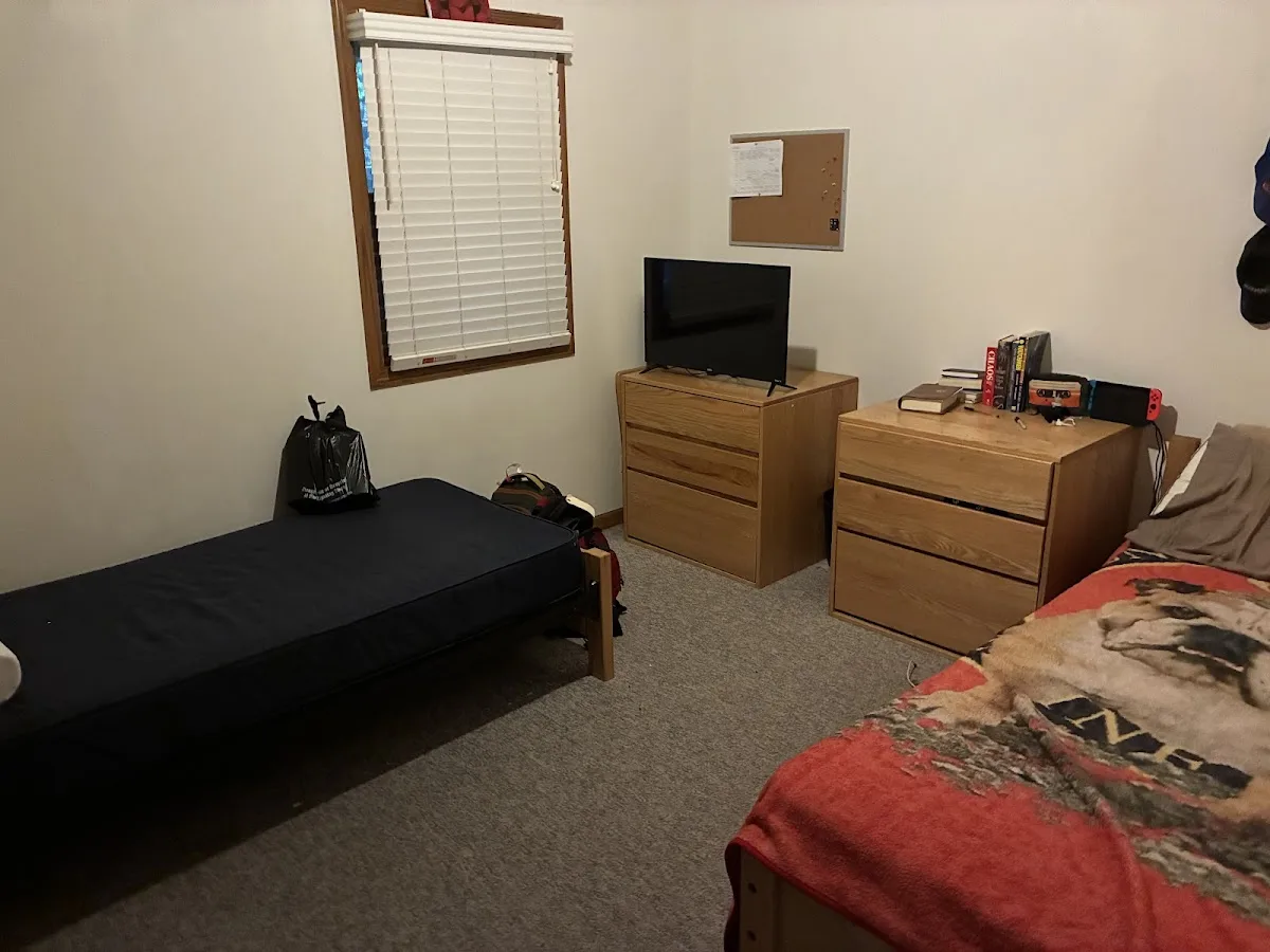 Rosecrance Woodstock Recovery Home - Photo 3