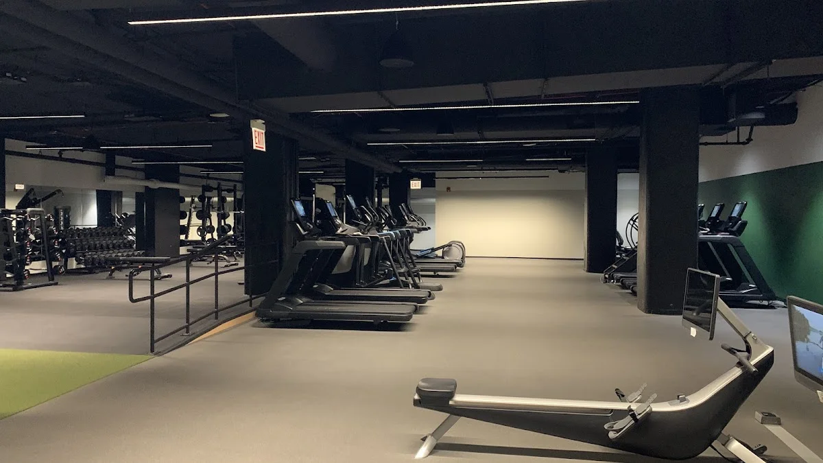 Rise and Recover Rehab - Photo 2