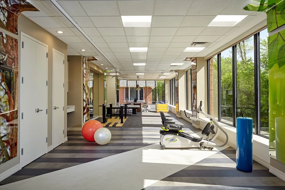 Alta Rehab at Oak Brook - Photo 2